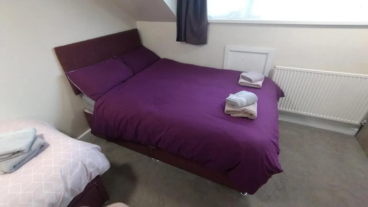 Shaftesbury Hotel Блэкпул 3*,  Великобритания